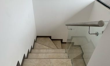 Venta casa Calderon a estrenar cerca del CC Coral, dos plantas