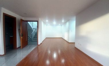 CASA CON 1 LOCAL Y 2 DEPARTAMENTOS EN VENTA POR ESTRENAR SECTOR TOTORACOCHA