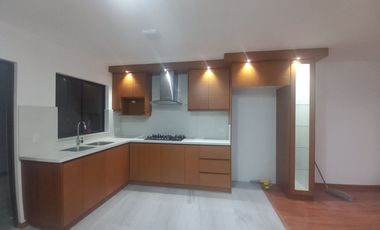 CASA CON 1 LOCAL Y 2 DEPARTAMENTOS EN VENTA POR ESTRENAR SECTOR TOTORACOCHA