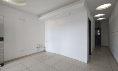 Oficina en arriendo en Alto Prado.