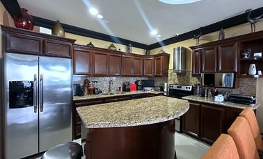 CONDOMINIO EN VENTA FRENTE AL MAR