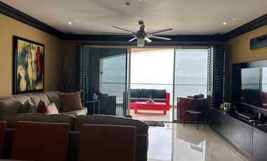 CONDOMINIO EN VENTA FRENTE AL MAR