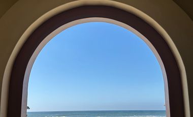 CONDOMINIO EN VENTA FRENTE AL MAR