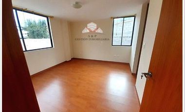 SE VENDE LINDA CASA SECTOR CONOCOTO - VALLE DE LOS CHILLOS