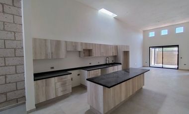 Casa de una planta, 2 recámaras, lote 300 m2, Magnolia, San Miguel de Allende