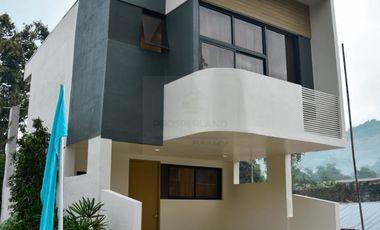 Modern Townhouse For sale in San Mateo, Rizal