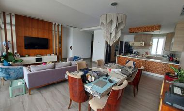 Samborondon, Se renta hermoso departamento 3 dormitorios amoblado con vista al rio
