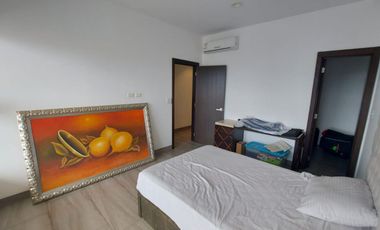 Samborondon, Se renta hermoso departamento 3 dormitorios amoblado con vista al rio