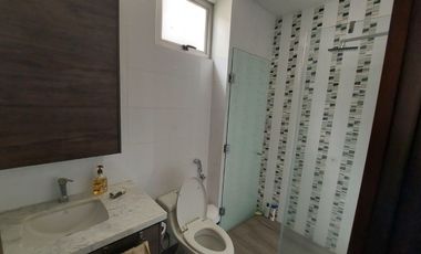 Samborondon, Se renta hermoso departamento 3 dormitorios amoblado con vista al rio