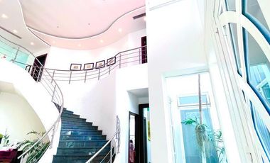 Samborondon, Renta de lujosa Casa 5 dormitorios con piscina y vista al rio