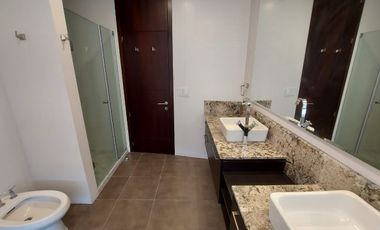 Samborondon, Renta de Hermoso Pent - House de 3 Dorm Amoblada en Edificio Moderno