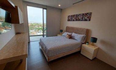 Samborondon, Renta de Hermoso Pent - House de 3 Dorm Amoblada en Edificio Moderno
