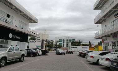 VENTA LOCAL COMERCIAL EN PLAZA MISIONES, JURIQUILLA.