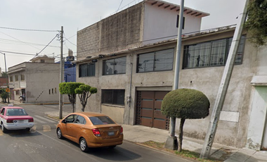 POTENCIAL CASA EN EXCELENTE ZONA, MUY CERCA DEL ZOOLOGICO DE ARAGÓN