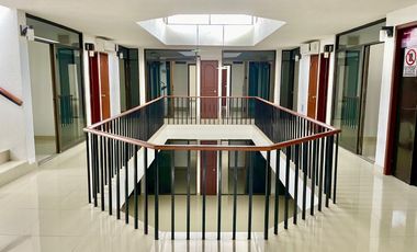 Edificio en venta sobre Avenida Perez Ponce