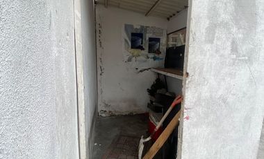 VENTA Bodega 1000 m2  y 385 m2 oficinas   Col. Industrial. NEGOCIABLE