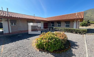 CASA EN VENTA EN CURACAVI