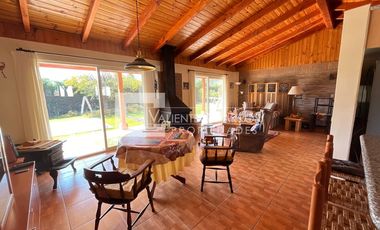 CASA EN VENTA EN CURACAVI