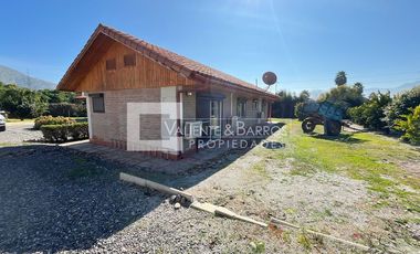 CASA EN VENTA EN CURACAVI