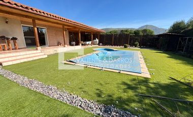 CASA EN VENTA EN CURACAVI