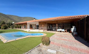 CASA EN VENTA EN CURACAVI