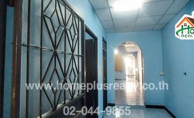 หมู่บ้านเสนาวิลล่า91 ซอยรังสิต-นครนายก21 (ใกล้ฟิวเจอร์พาร์ครังสิตแอนสเปลล์)