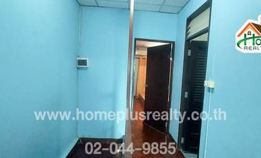 หมู่บ้านเสนาวิลล่า91 ซอยรังสิต-นครนายก21 (ใกล้ฟิวเจอร์พาร์ครังสิตแอนสเปลล์)