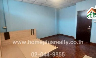 หมู่บ้านเสนาวิลล่า91 ซอยรังสิต-นครนายก21 (ใกล้ฟิวเจอร์พาร์ครังสิตแอนสเปลล์)