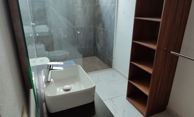Venta Residencia en Valle Imperial 4 Recamaras 4 baños