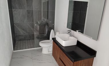 Venta Residencia en Valle Imperial 4 Recamaras 4 baños