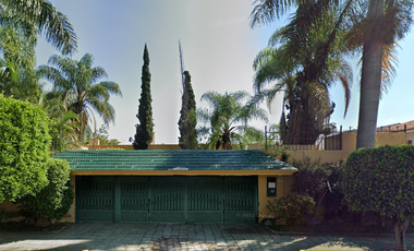 SE VENDE BONITA Y AMPLIA CASA EN GUADALAJARA, JALISCO