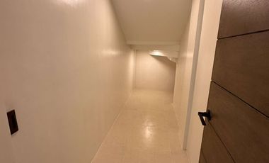 House and Lot for Lease and Sale at  SRE2 near Ayala Malls Solenad and Vista Mall! Santa Rosa City, Laguna.