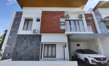 RUMAH CANTIK DALAM CLUSTER DI MAGUWOHARJO SLEMAN, SEMI FURNISH