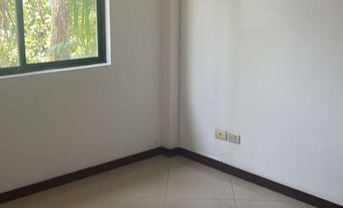 Samborondon, Renta de Linda casa 4 dormitorios con Jacuzzi sin Muebles