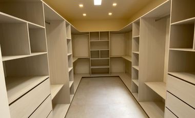 HERMOSA Y MODERNA CASA EN VENTA $7,840,000  JARDINES DE DELICIAS PRIVADA DE 4 CASAS