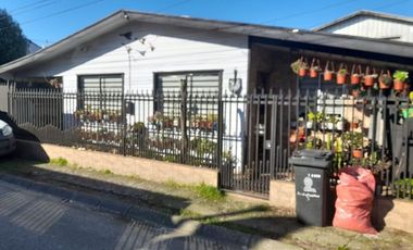 Venta Hermosa casa individual en Inés de Suárez Valdivia