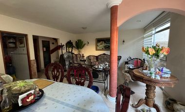 Casa en Costa Verde a una cuadra de Ruiz Cortines