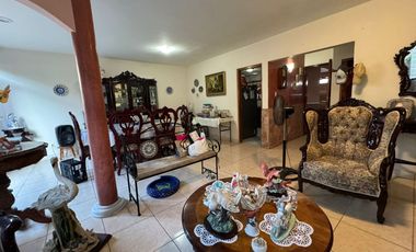 Casa en Costa Verde a una cuadra de Ruiz Cortines