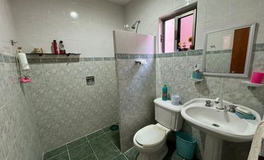 Casa en Costa Verde a una cuadra de Ruiz Cortines