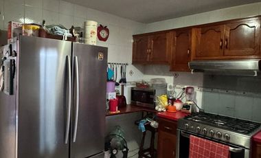 Casa en Costa Verde a una cuadra de Ruiz Cortines