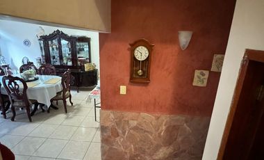 Casa en Costa Verde a una cuadra de Ruiz Cortines