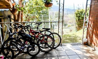 45505 Casa en arriendo en el sector Loma del esmeraldal