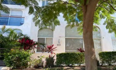 BELLISIMA CASA EN HERMOSO CONDOMINIO PARA VACACIONAR JUNTO AL LAGO