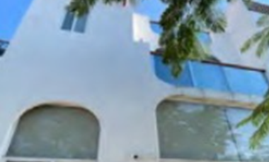 BELLISIMA CASA EN HERMOSO CONDOMINIO PARA VACACIONAR JUNTO AL LAGO