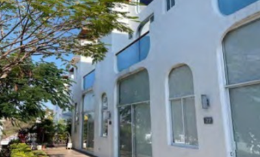 BELLISIMA CASA EN HERMOSO CONDOMINIO PARA VACACIONAR JUNTO AL LAGO