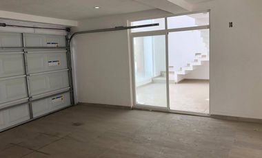 Casa en Venta en San Mateo Atenco, atrás de la asunción, dentro de privada. Salida Rápida a CDMX. Precio de oportunidad, solo RECURSOS PROPIOS
