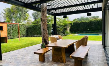 Casa Moderna y Lujosa con Piscina y Acabados  Premium ✨