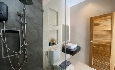 New Modern-Style Villa with 3 Bedrooms for Rent in Ao Nang, Krabi