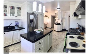 OPORTUNIDAD, MONTESERRIN, 700m2 construcción, piscina, sauna, turco, hidromasajes