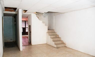 VENDO CASA DE DOS PISOS EN EL BARRIO PANAMA DE LA CIUDAD DE VALLEDUPAR - CESAR